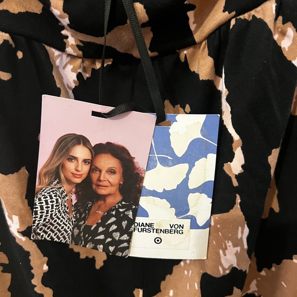 DFV Diane Von Furstenberg Target Women's Halter Leopard Neutral Jumpsuit Size L - Picture 5 of 9